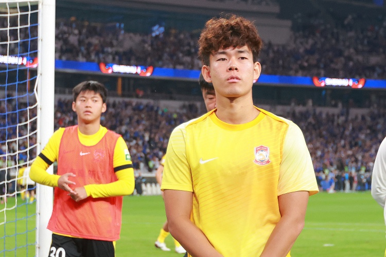 开云体育官网-媒体人谈何小珂:曾经每球必突破极有自信,几年后就像换了个人