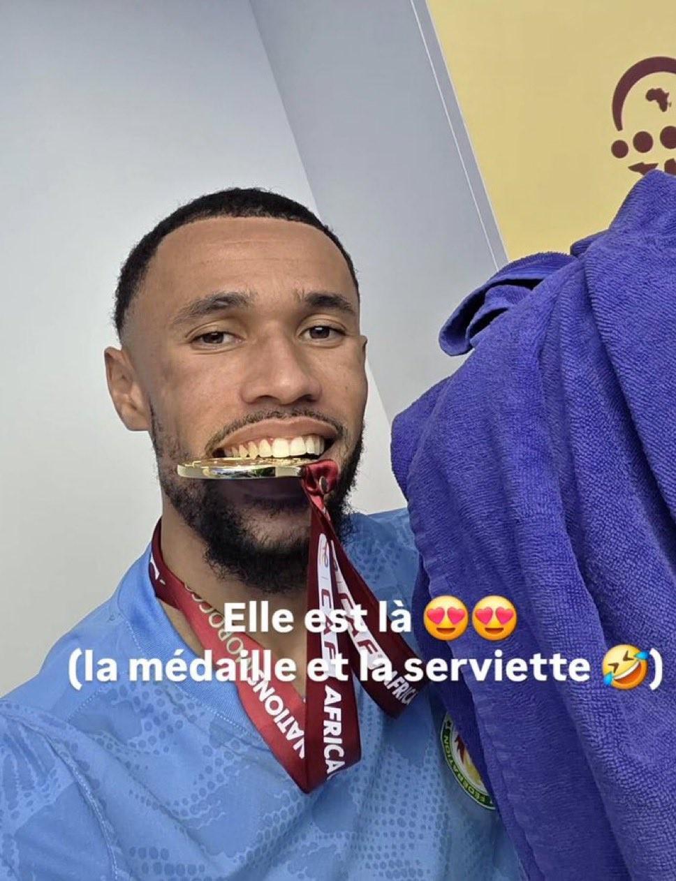 kaiyun-塞内加尔总理接见球队时打趣替补门将：你毛巾呢？